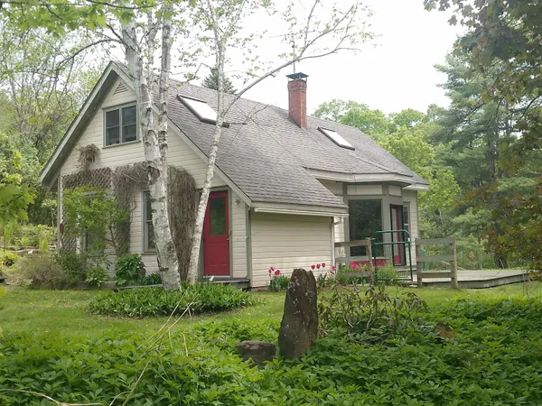 $360,000 | 88 Falls Hill Road, Tunbridge, VT 05077