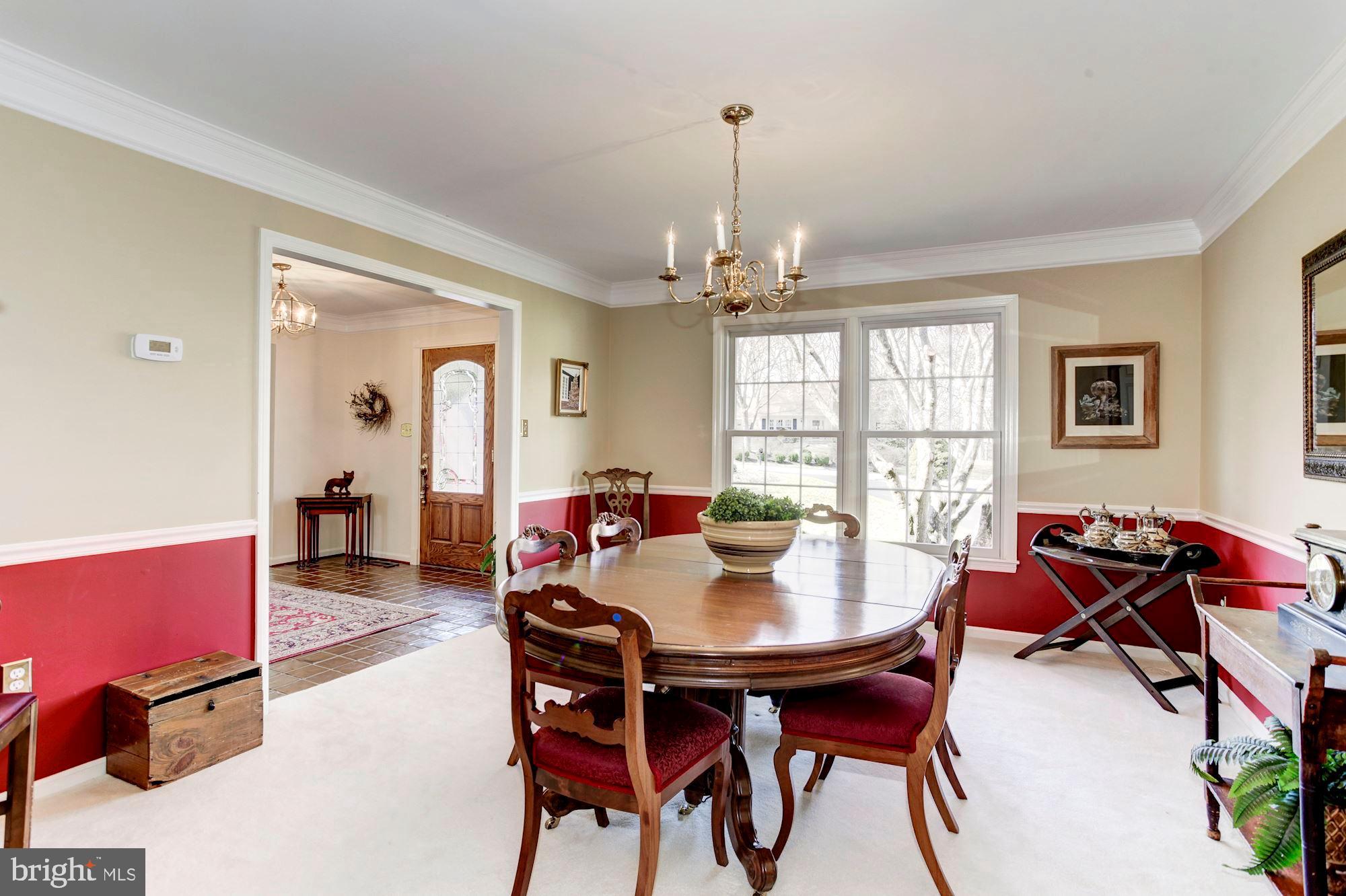 11805 Antietam Road Woodbridge, VA 22192 - Photo 16 of 54 Dining Room