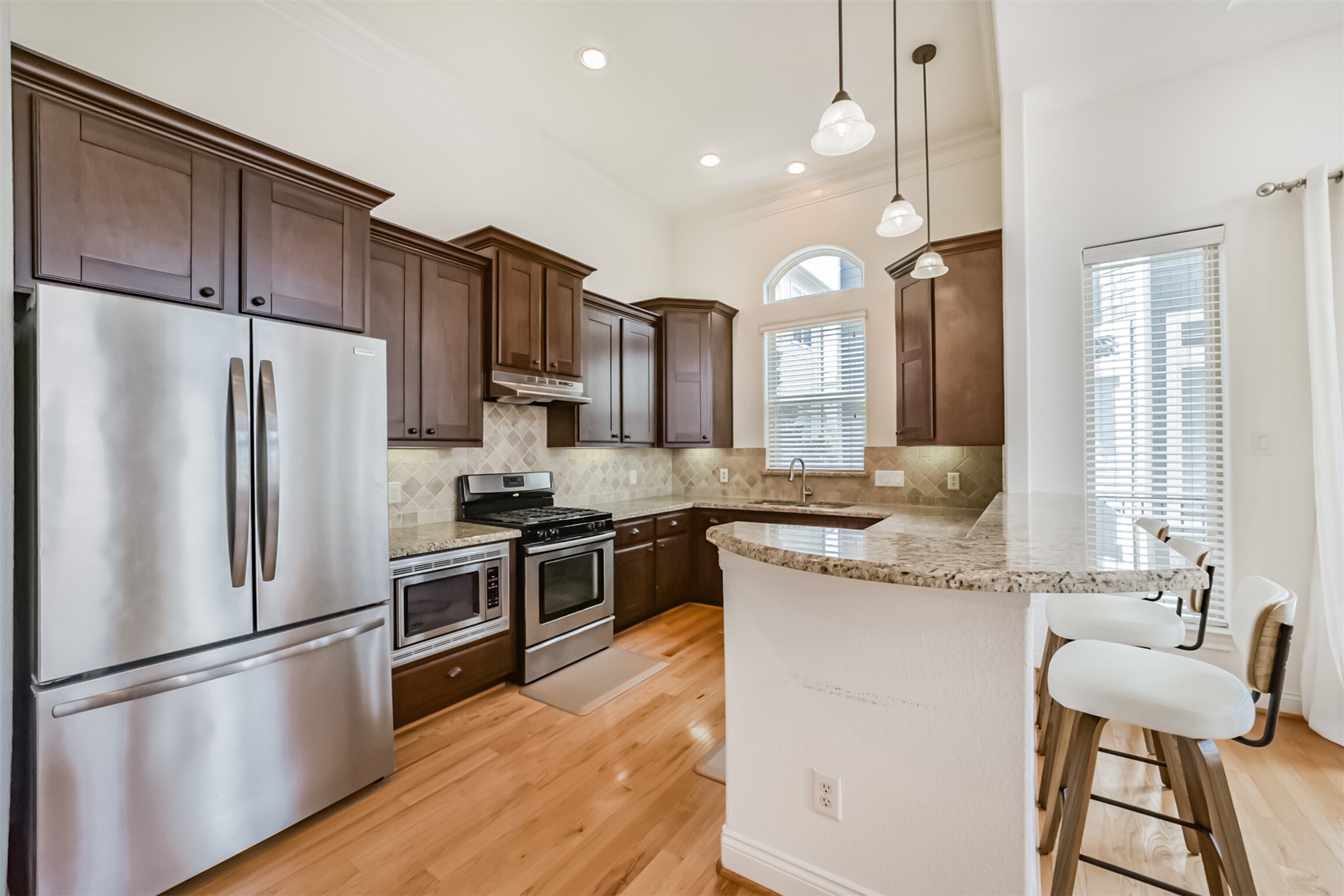 2016 Sabine Street Houston, TX 77007 - Photo 13 of 29
