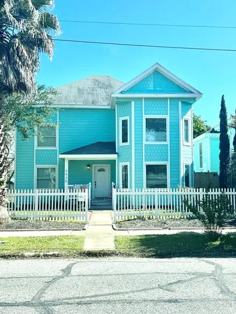 $895,000 | 3525 Avenue O, Galveston, TX 77550