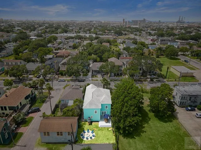 $895,000 | 3525 Avenue O, Galveston, TX 77550