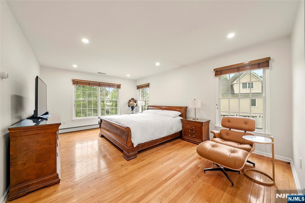 7 Woods Edge Road Old Tappan, NJ 07675 - Photo 14 of 32