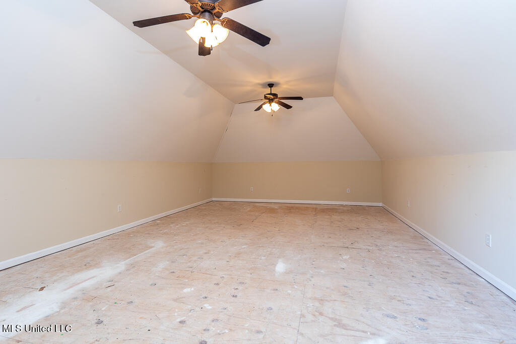 20 Surrey Loop Byhalia, MS 38611 - Photo 33 of 34 Above detached garage