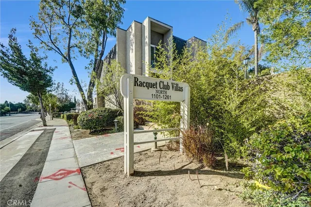 a view of a pathway of a building