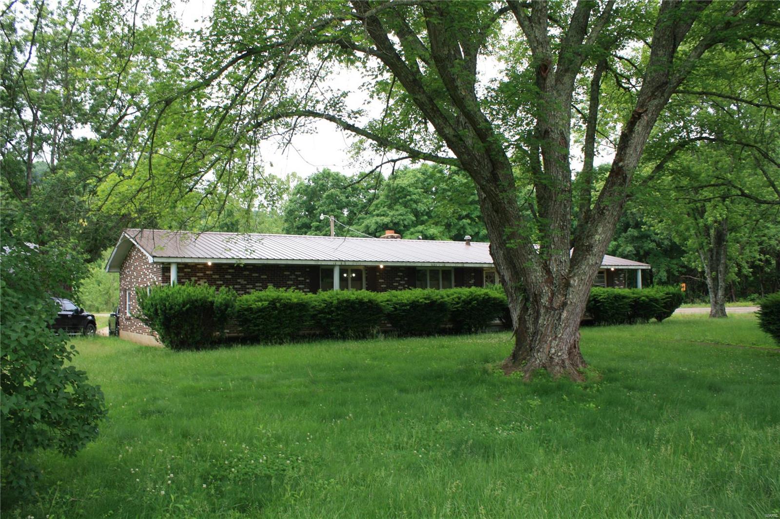 299 Wayne Rt Ee Silva, MO 63964 - Photo 2 of 25