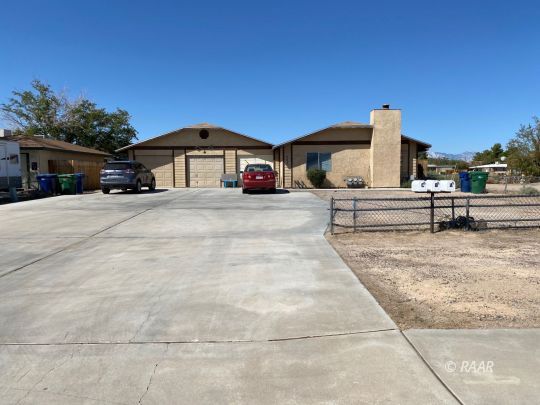 229 South Richmond Road Ridgecrest, CA 93555 - Photo 1 of 23