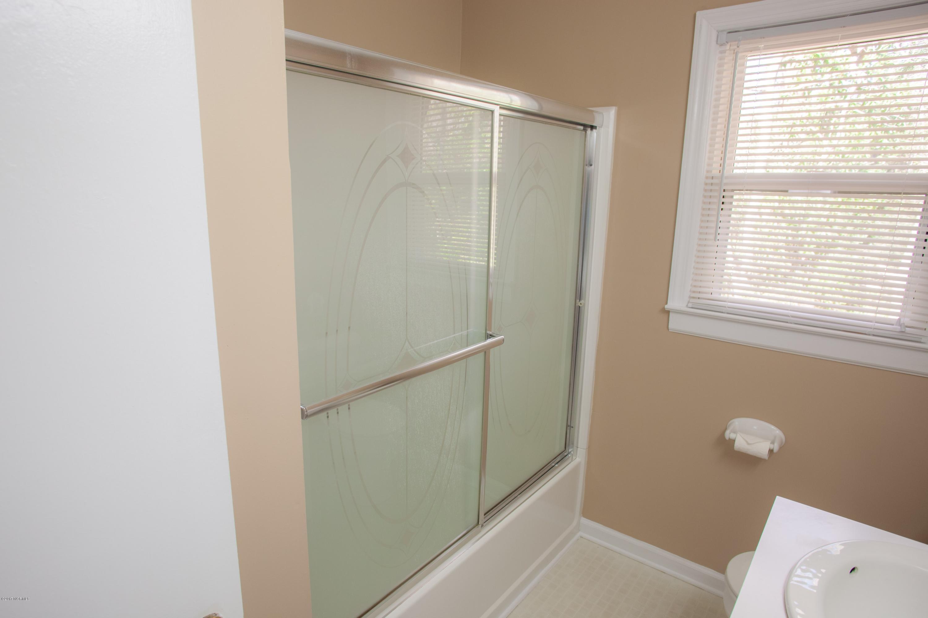 5327 Andover Road Wilmington, NC 28403 - Photo 18 of 26 5327 Andover-Med Res-12