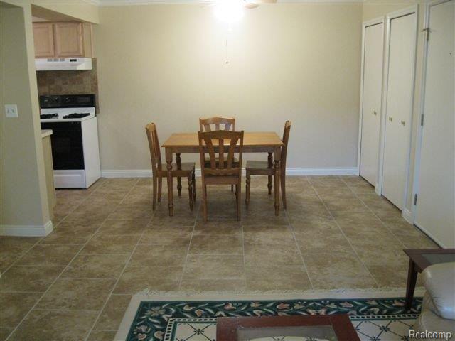 54641 Shelby Road Utica, MI 48316 - Photo 5 of 19 6 (5).JPG