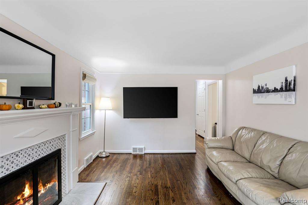 1604 Mansfield Road Birmingham, MI 48009 - Photo 12 of 30