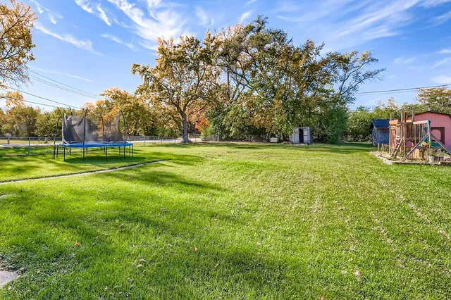 $328,000 | 19W720 Woodland Avenue, Addison, IL 60101