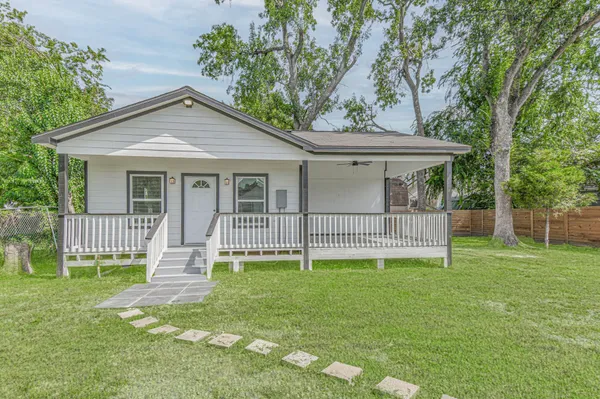 $1,600 | 3709 Gager Street, Unit 2, Houston, TX 77093