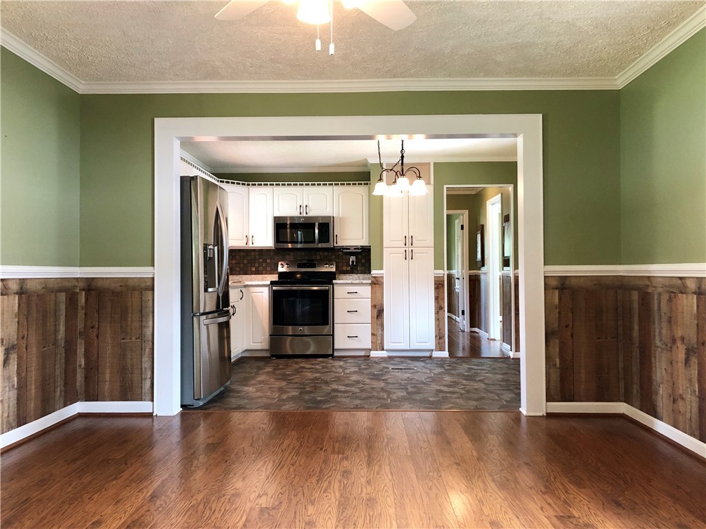 1515 Old Seneca Road Central, SC 29630 - Photo 11 of 45