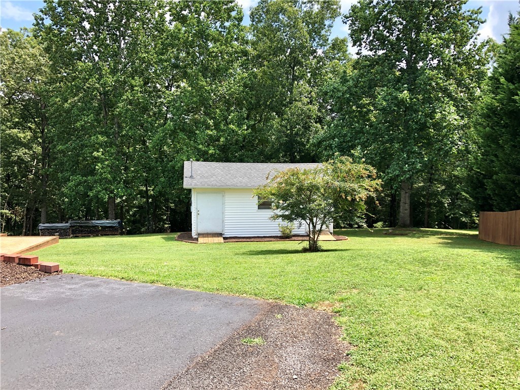 1515 Old Seneca Road Central, SC 29630 - Photo 35 of 45