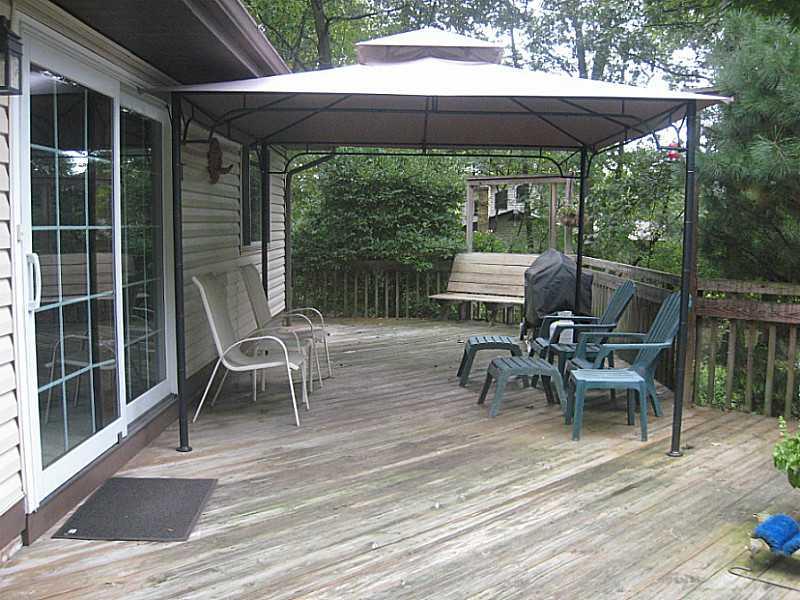 300 Brookside Road Baden, PA 15005 - Photo 10 of 25 Patio/Deck.