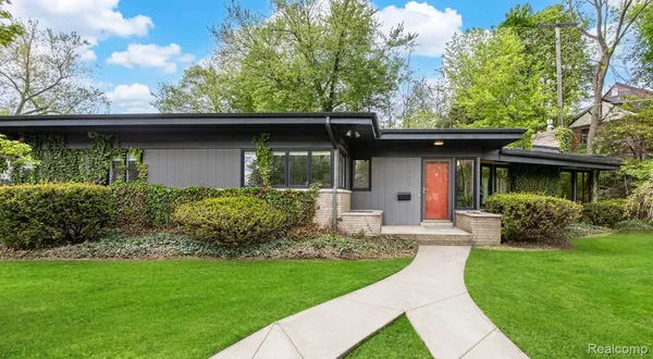 $265,000 | 1771 Brookside Drive, Flint, MI 48503