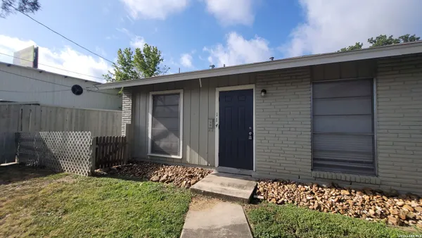 $995 | 114 San Angelo Boulevard, San Antonio, TX 78212