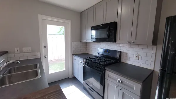$995 | 114 San Angelo Boulevard, San Antonio, TX 78212