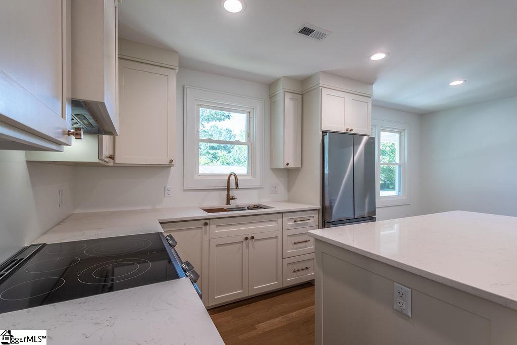 116 Garrett Street Fountain Inn, SC 29644 - Photo 11 of 26 Gallery Image 11