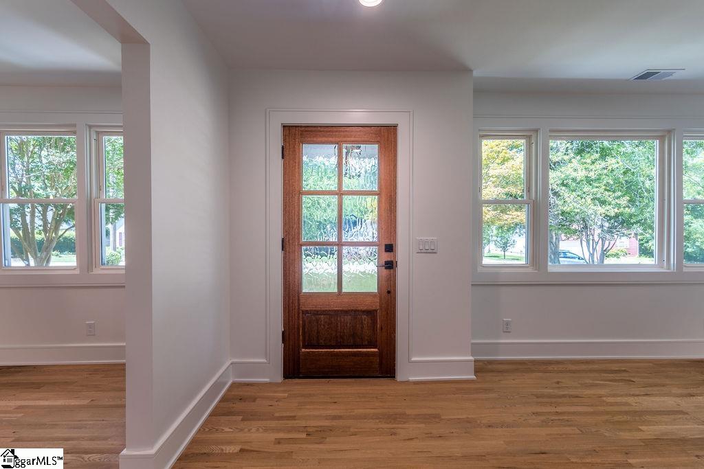 116 Garrett Street Fountain Inn, SC 29644 - Photo 4 of 26 Gallery Image 4