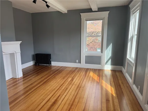 $2,100 | 87 Maple Avenue, Unit 2, West Warwick, RI 02893