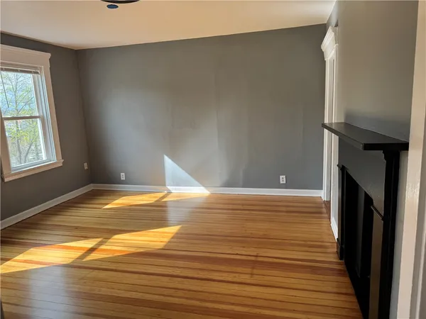 $2,100 | 87 Maple Avenue, Unit 2, West Warwick, RI 02893