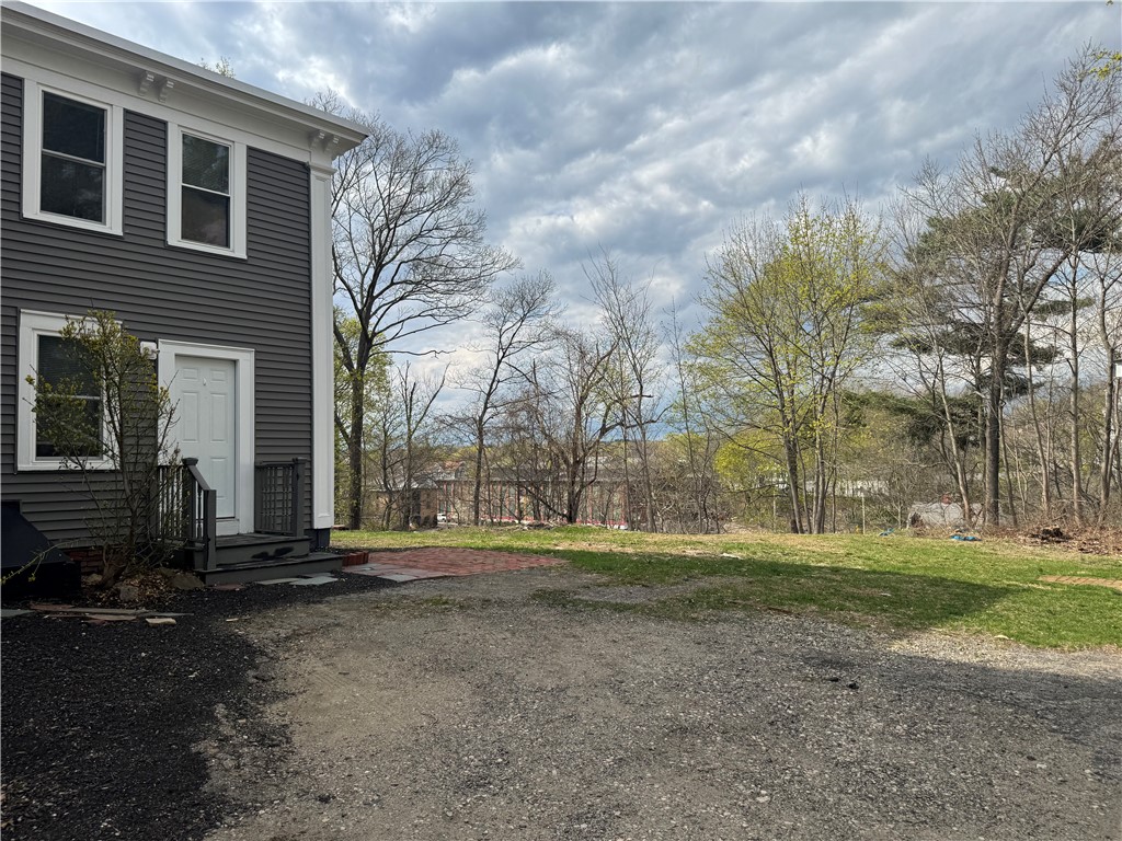 87 Maple Avenue, Unit 2 West Warwick, RI 02893 - Photo 3 of 39