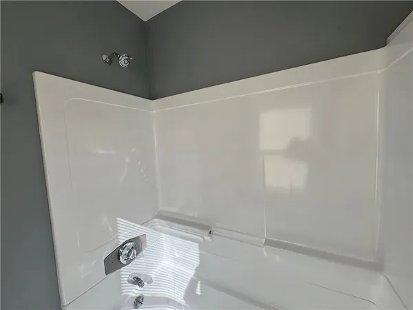 $2,100 | 87 Maple Avenue, Unit 2, West Warwick, RI 02893