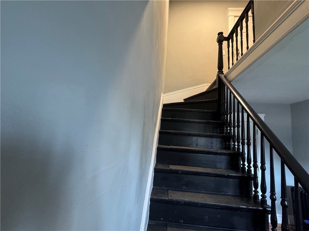 87 Maple Avenue, Unit 2 West Warwick, RI 02893 - Photo 4 of 39