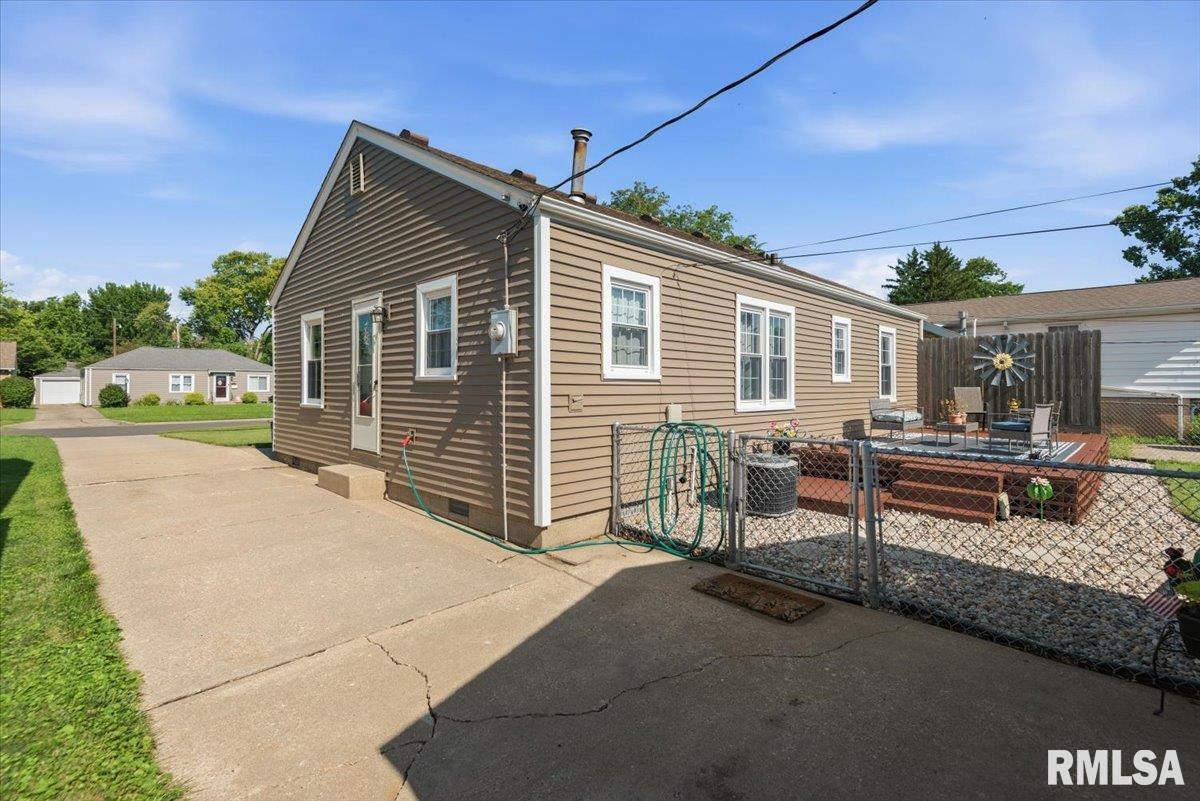 2308 South Spring Street Springfield, IL 62704 - Photo 24 of 27 Gallery Image 24
