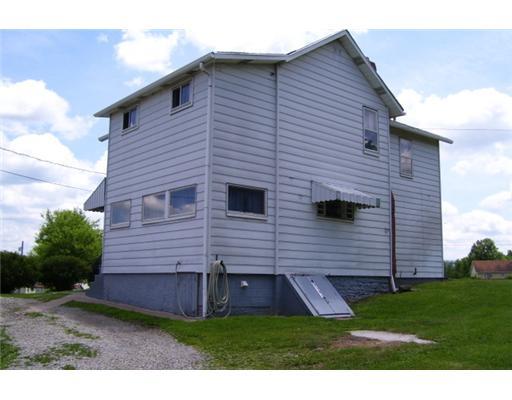 1124 Pittsburgh Road Uniontown, PA 15401 - Photo 3 of 11 Exterior Back.