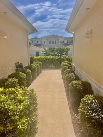 $2,800 | 605 Southstar Drive, Unit 1001, Fort Pierce, FL 34949