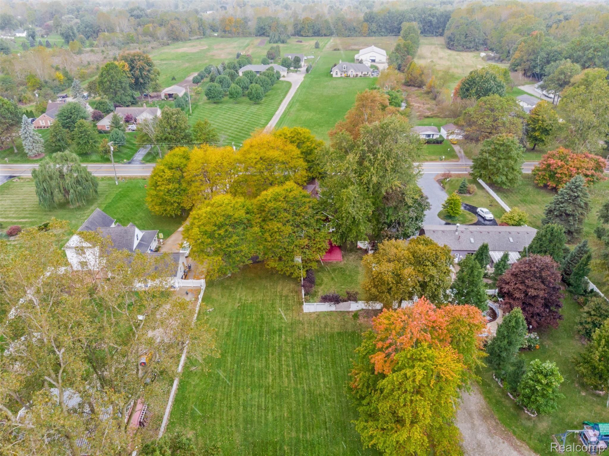 26403 Inkster Road Flat Rock, MI 48134 - Photo 37 of 41 37.jpg