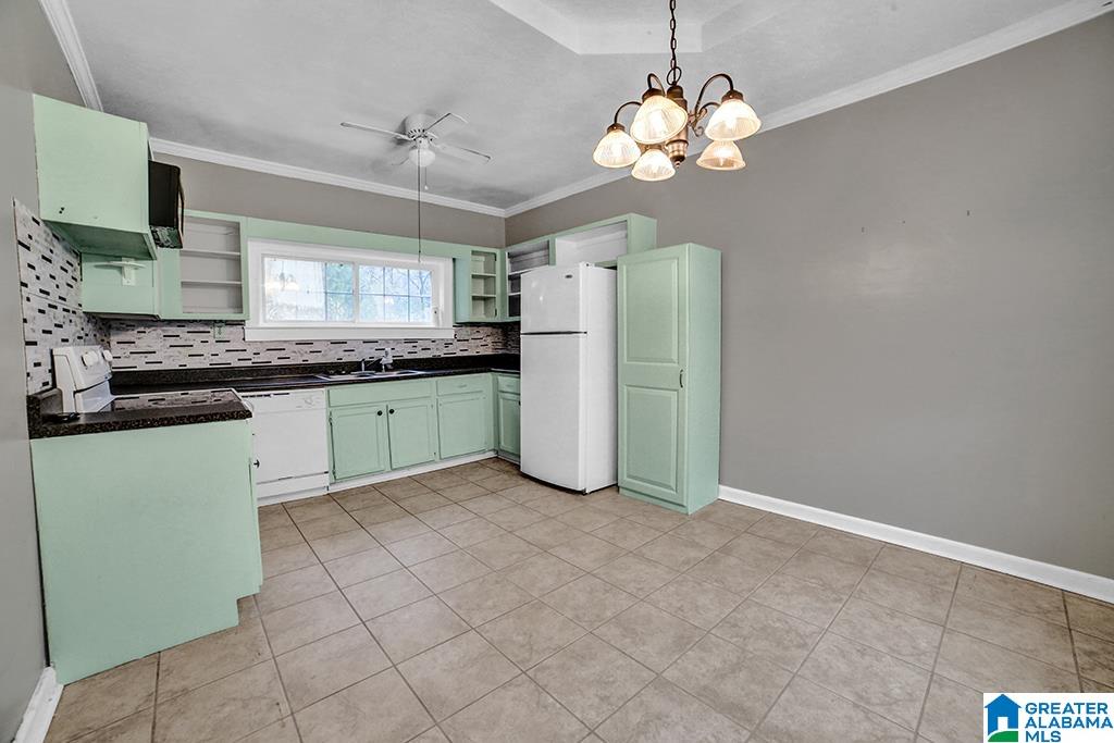 27 Margaret Drive Springville, AL 35146 - Photo 5 of 18