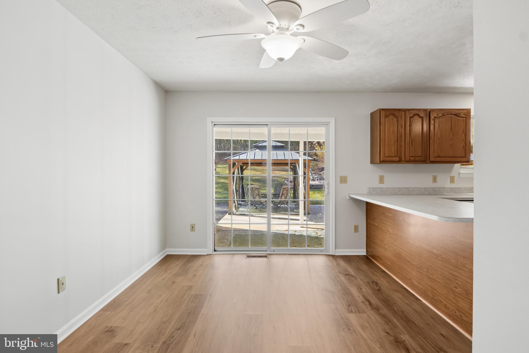 351 Poplar Road Dillsburg, PA 17019 - Photo 14 of 71 BREAKFAST AREA IN THE KITCHEN