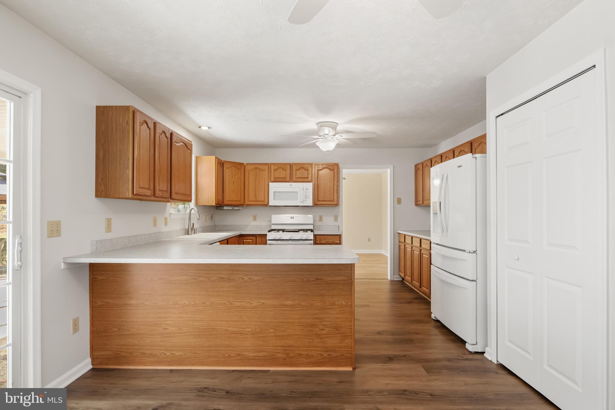 351 Poplar Road Dillsburg, PA 17019 - Photo 15 of 71 KITCHEN