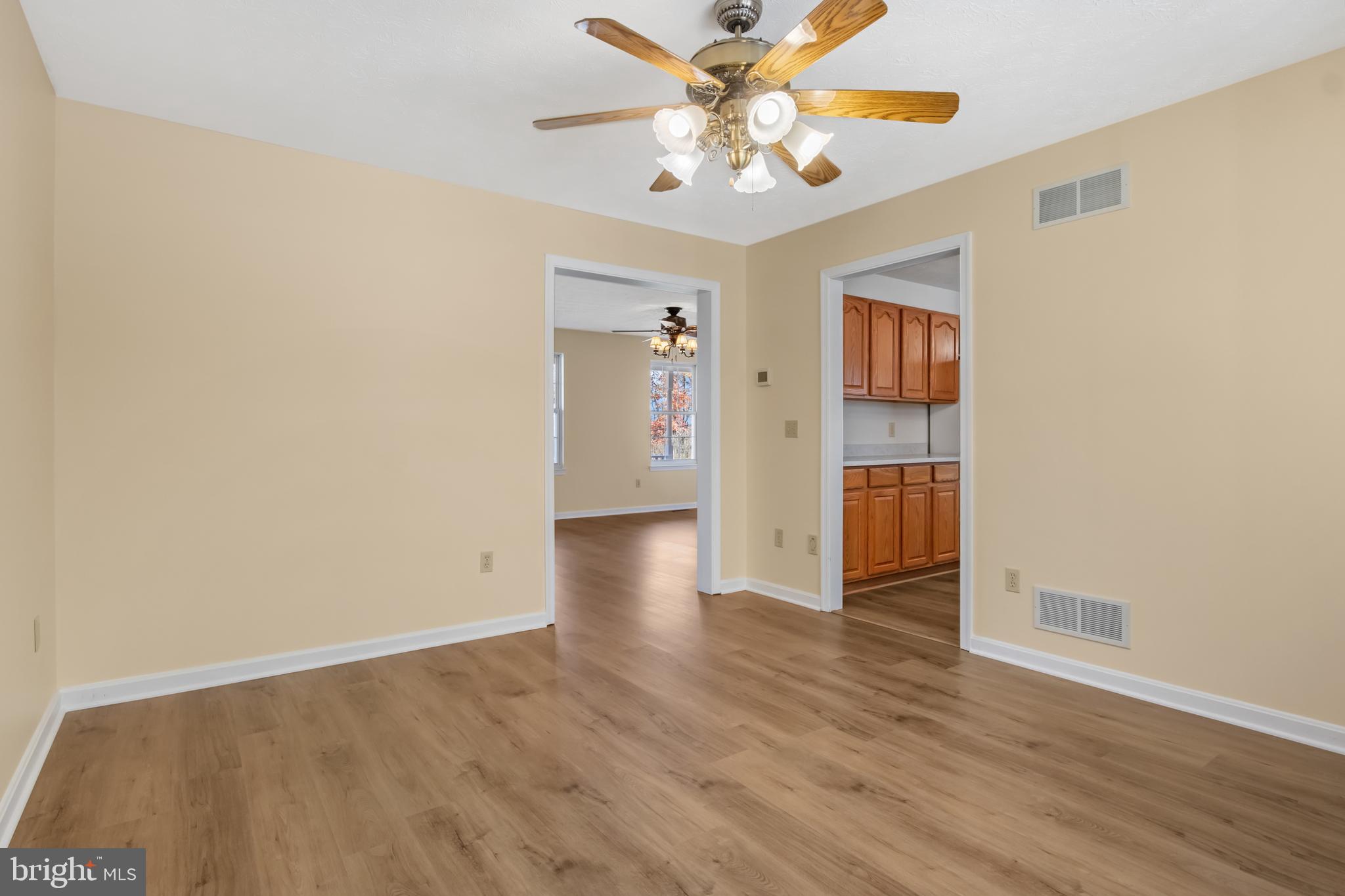 351 Poplar Road Dillsburg, PA 17019 - Photo 18 of 71 DINING ROOM
