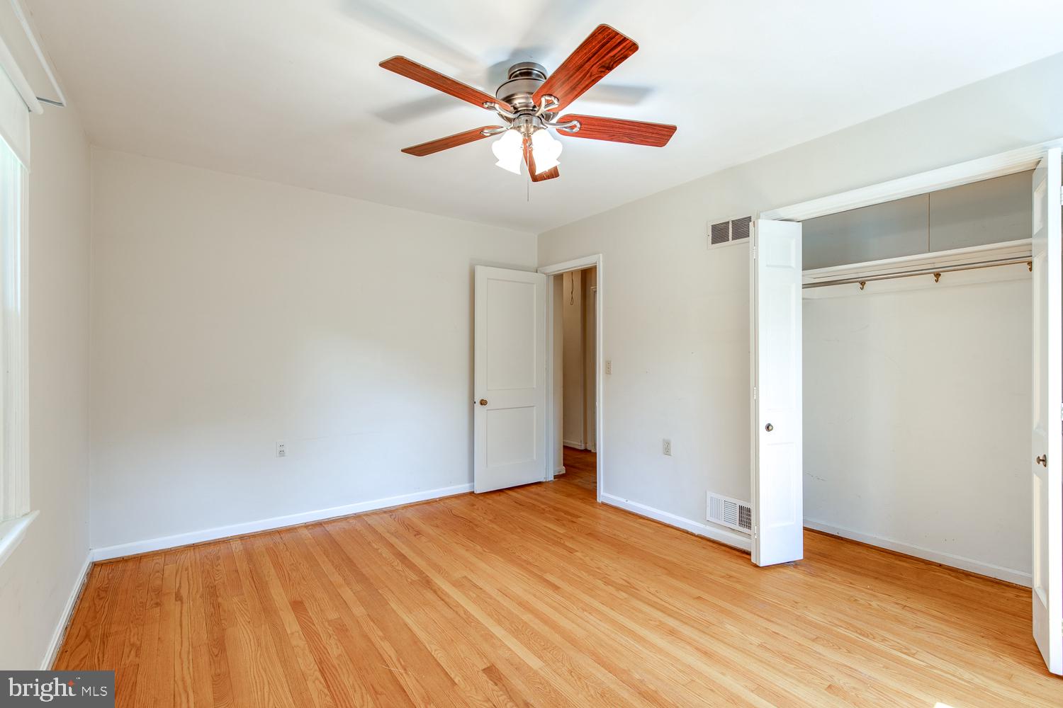 18338 Sharon Road Triangle, VA 22172 - Photo 12 of 24