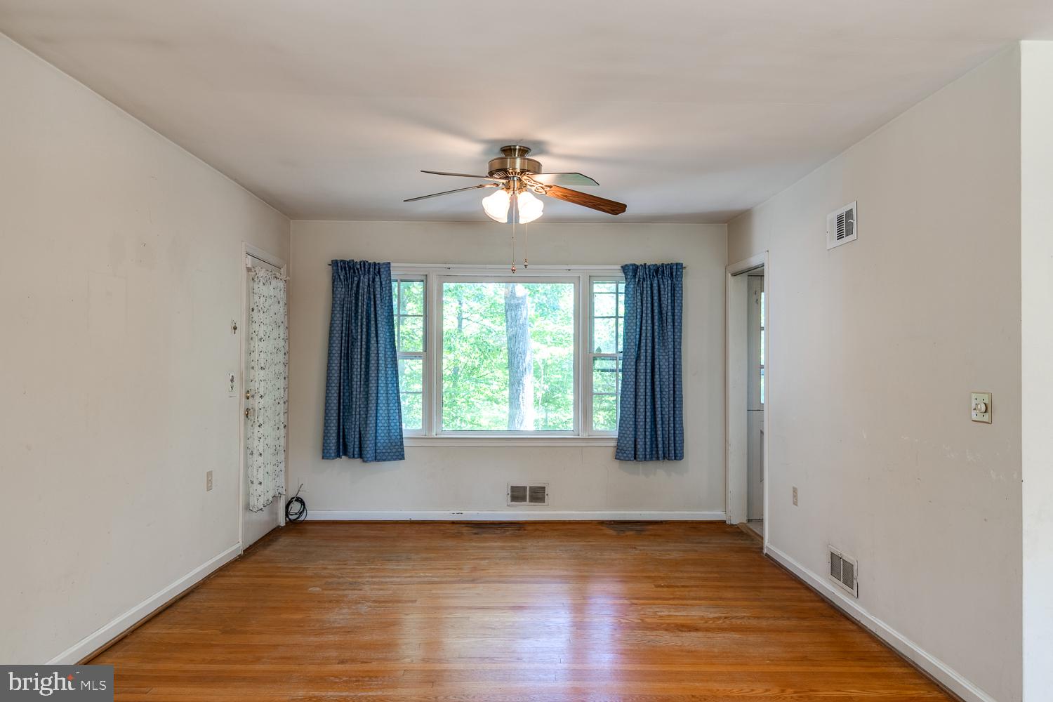 18338 Sharon Road Triangle, VA 22172 - Photo 6 of 24