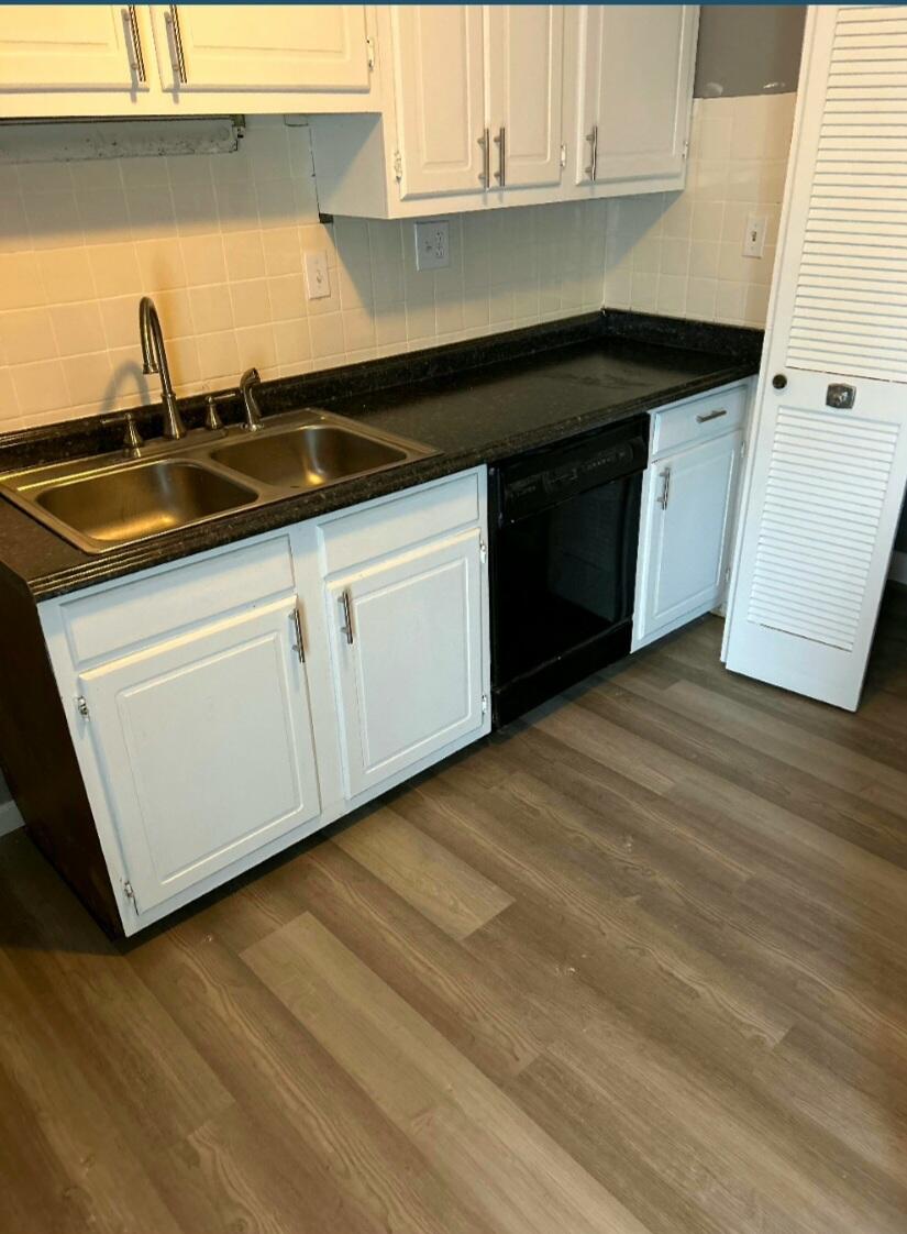 531 Old Stage Road Gray, TN 37615 - Photo 9 of 41 Floors