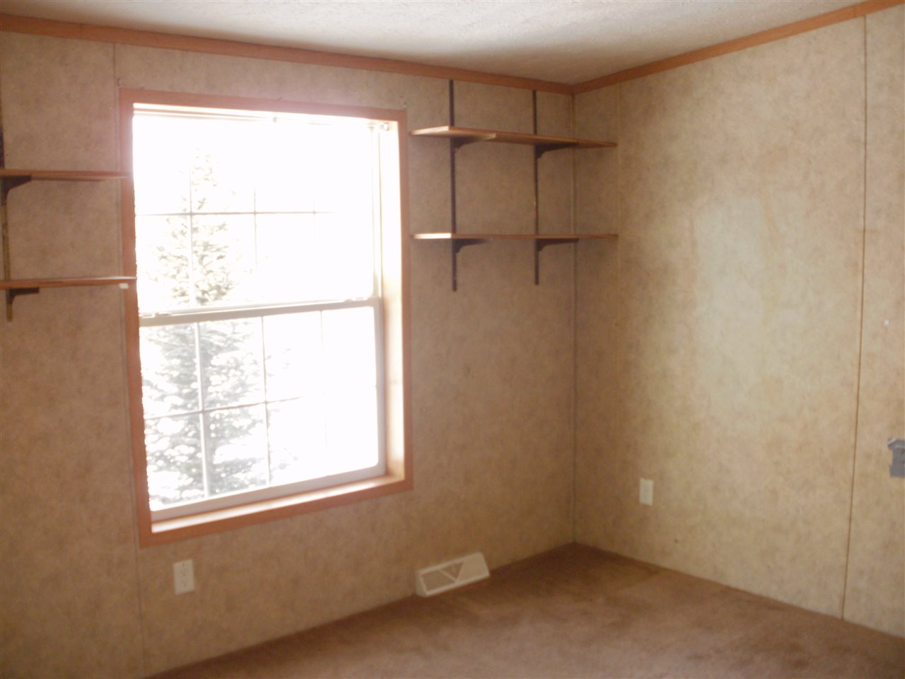 129 West 16 Road Mesick, MI 49668 - Photo 13 of 26 1871906-12.JPG