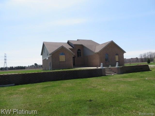 9349 Meskill Road Columbus, MI 48063 - Photo 26 of 38 IMG_3516.JPG