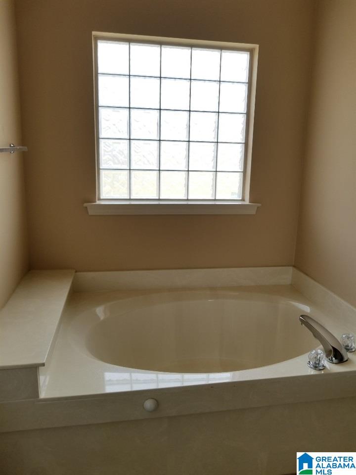 829 Barkley Drive Alabaster, AL 35007 - Photo 11 of 17