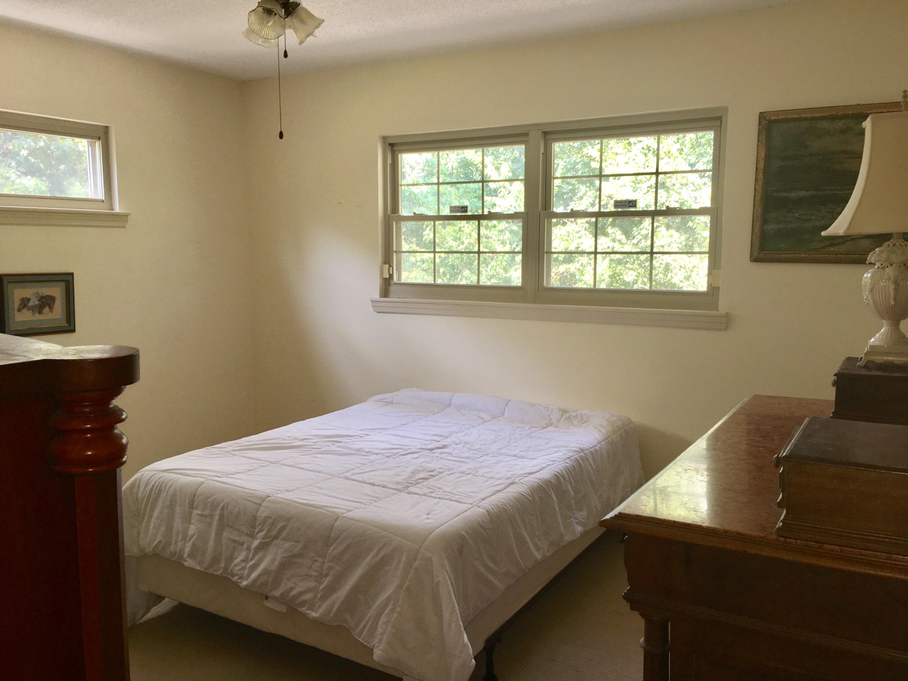 739 Mauldeth Road Chattanooga, TN 37415 - Photo 12 of 20 Back corner bedroom