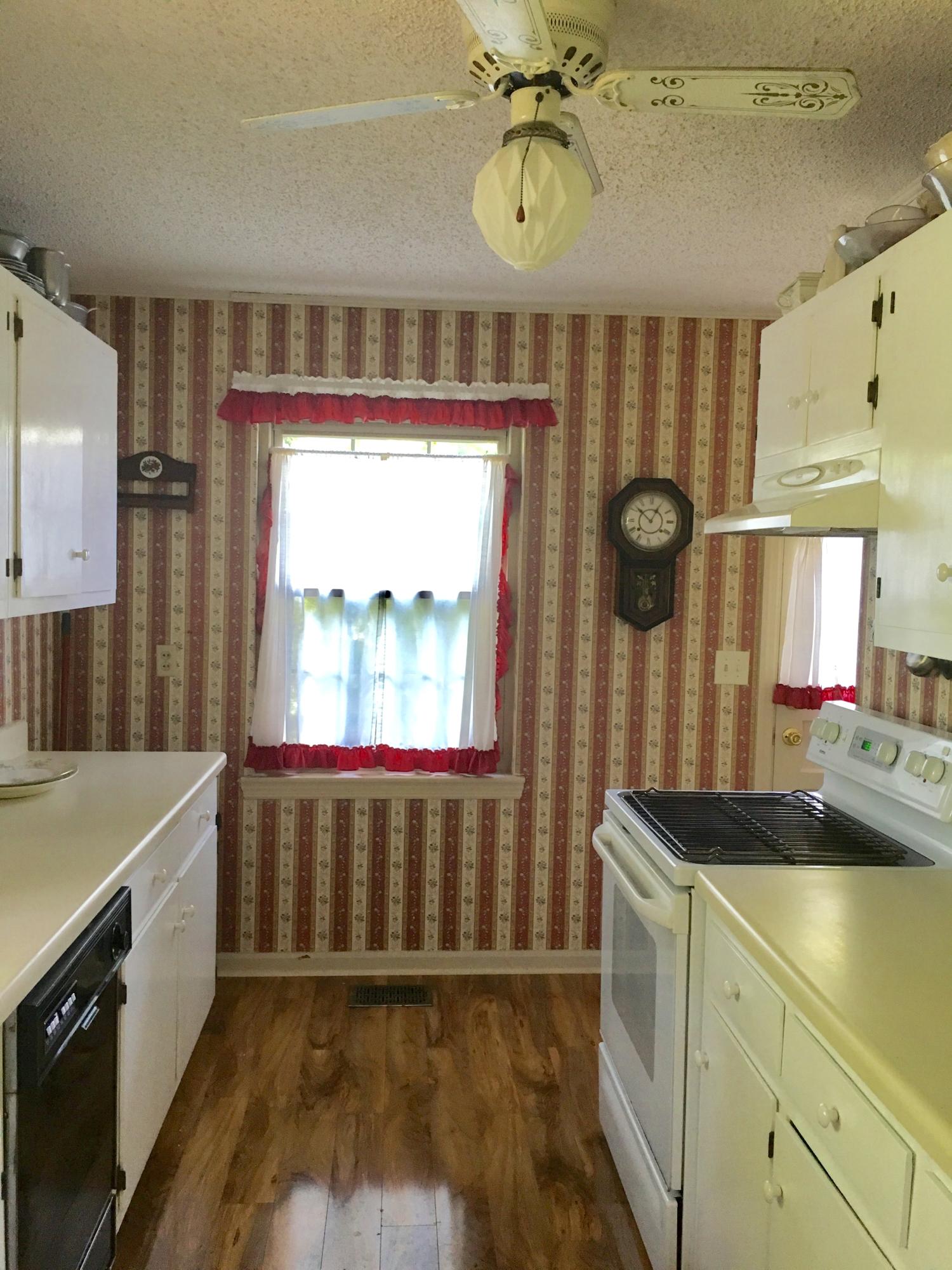 739 Mauldeth Road Chattanooga, TN 37415 - Photo 10 of 20 Kitchen view