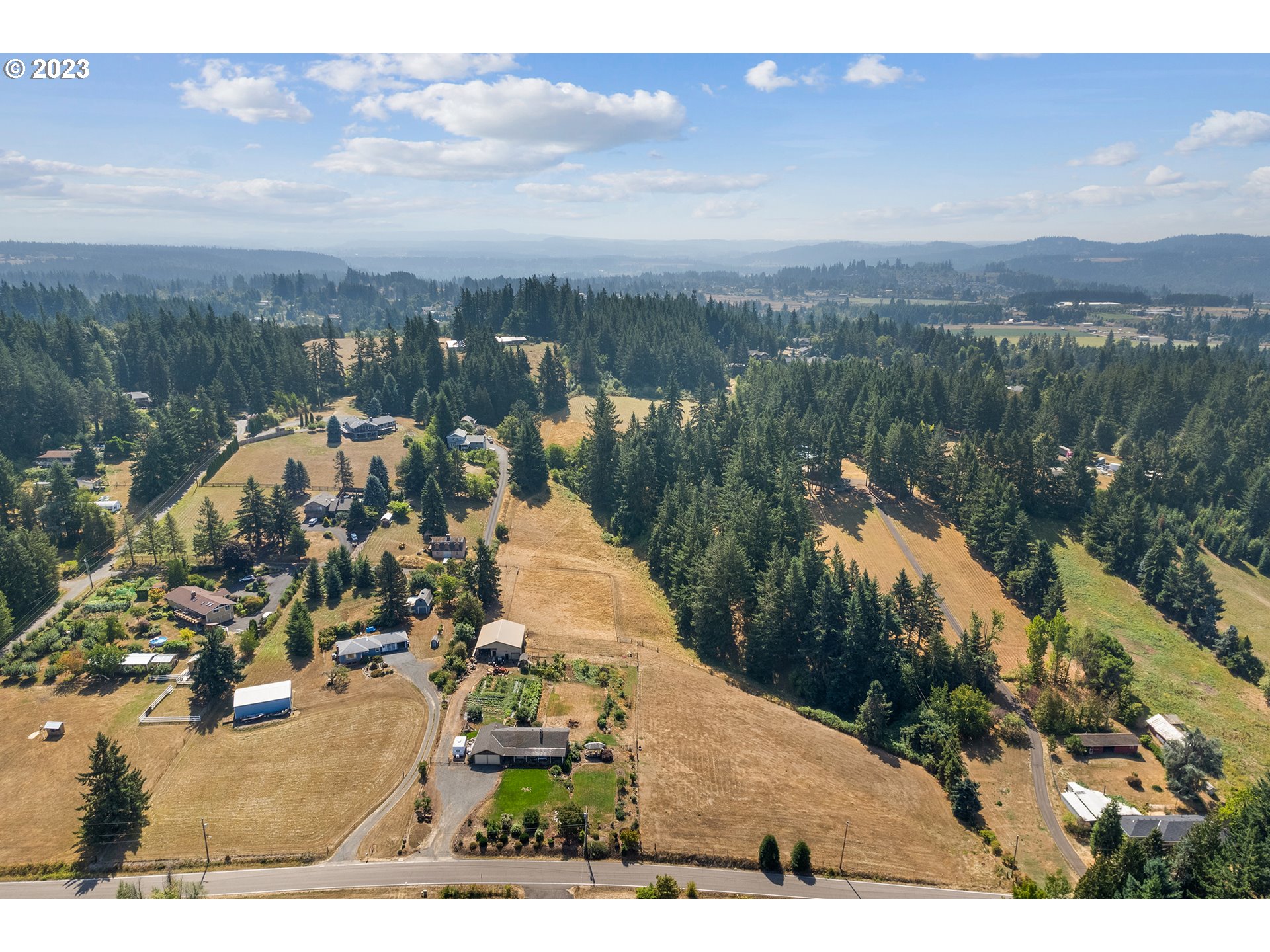 18320 Southeast Vogel Road Damascus, OR 97089 - Photo 42 of 48