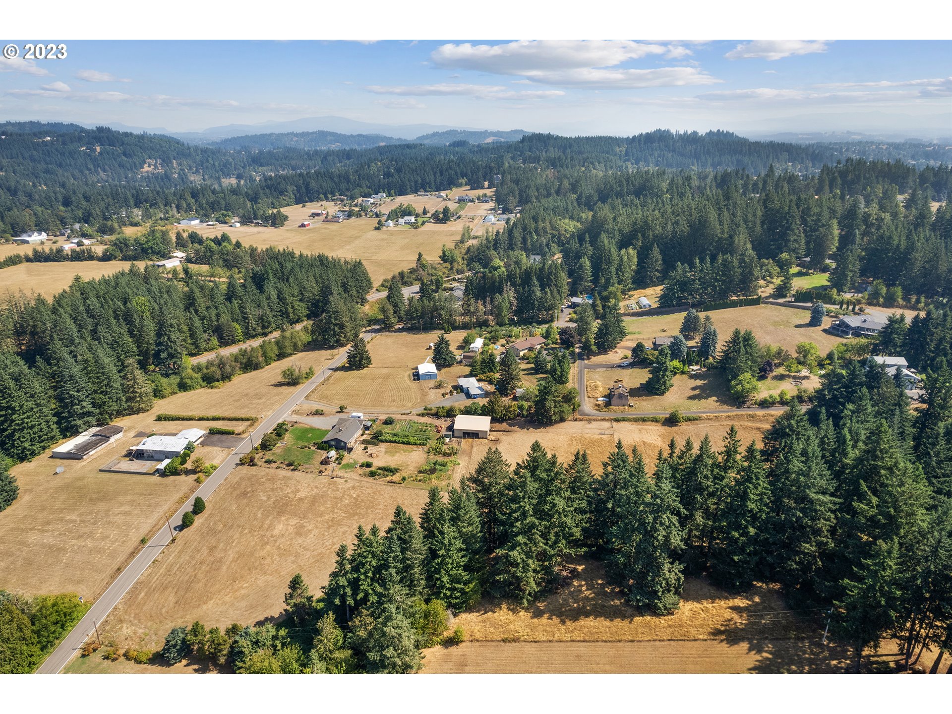 18320 Southeast Vogel Road Damascus, OR 97089 - Photo 44 of 48