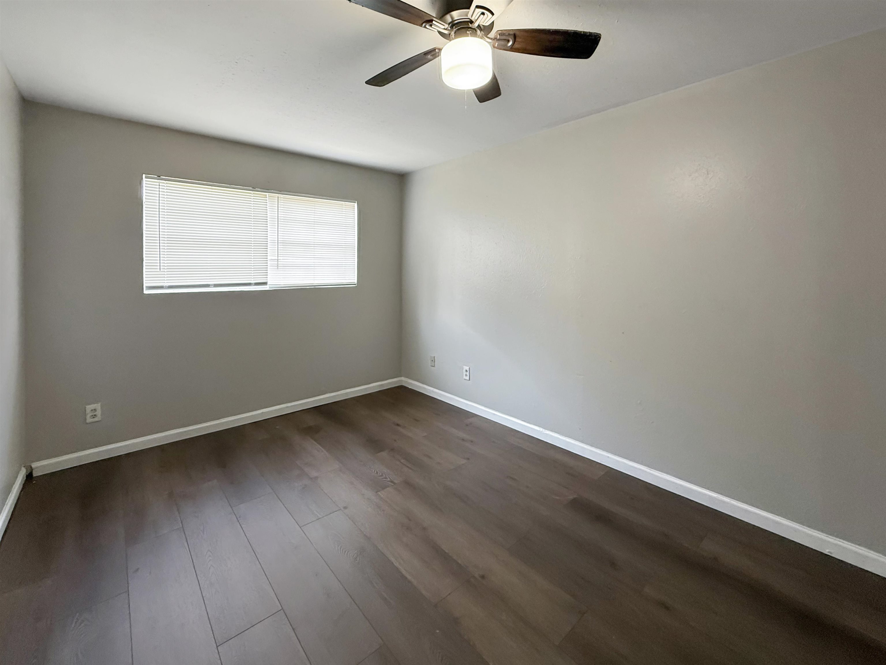 655 Adams Street Beaumont, TX 77705 - Photo 5 of 8