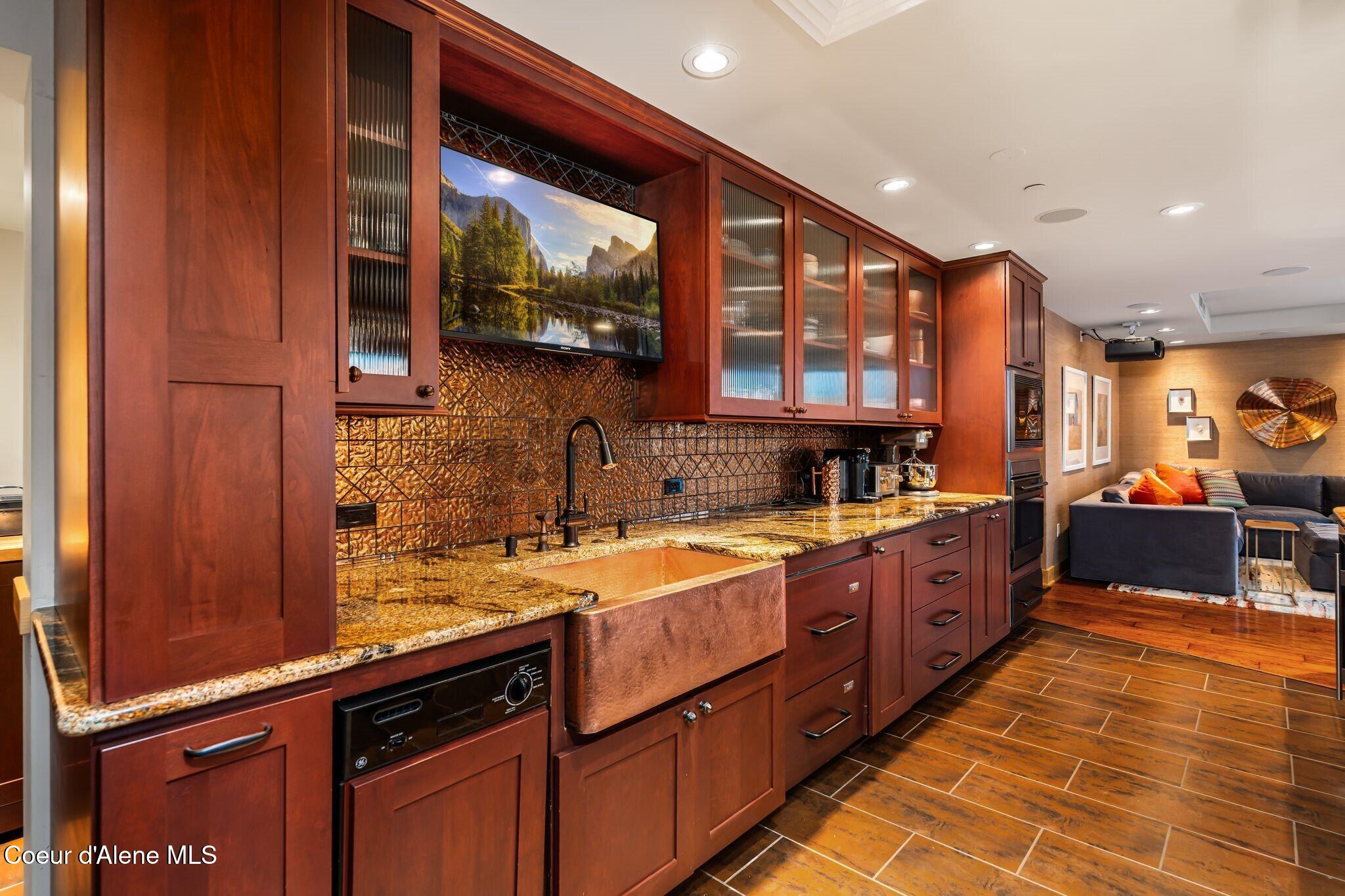 412 Sandpoint Avenue, Unit 334/335 Sandpoint, ID 83864 - Photo 17 of 71 High End Finishes