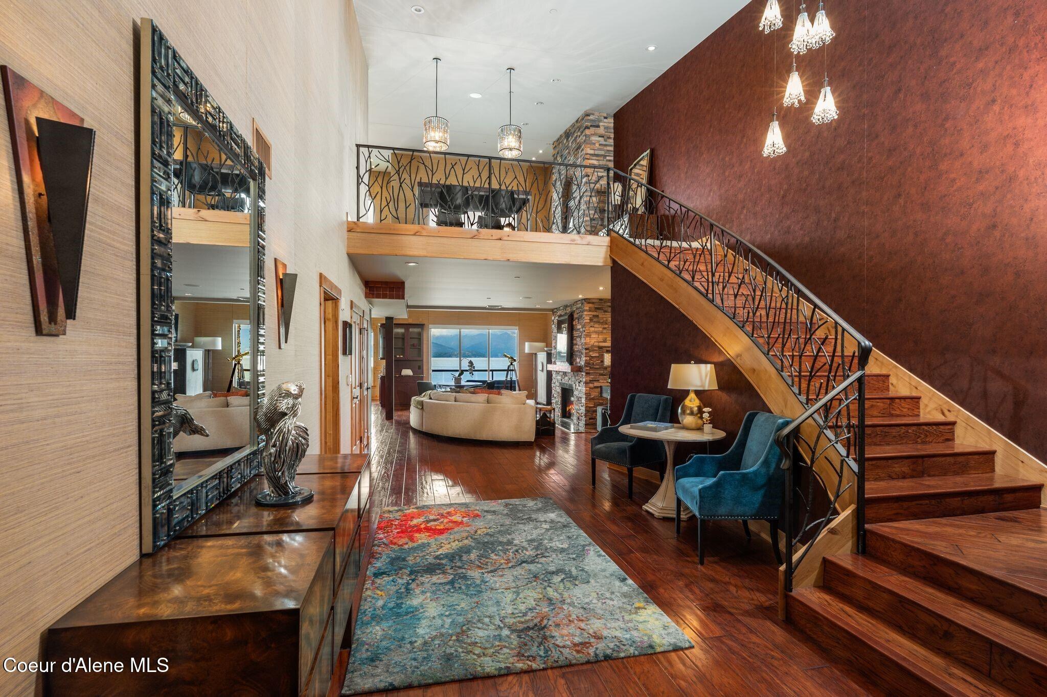 412 Sandpoint Avenue, Unit 334/335 Sandpoint, ID 83864 - Photo 7 of 71 Grand Entry