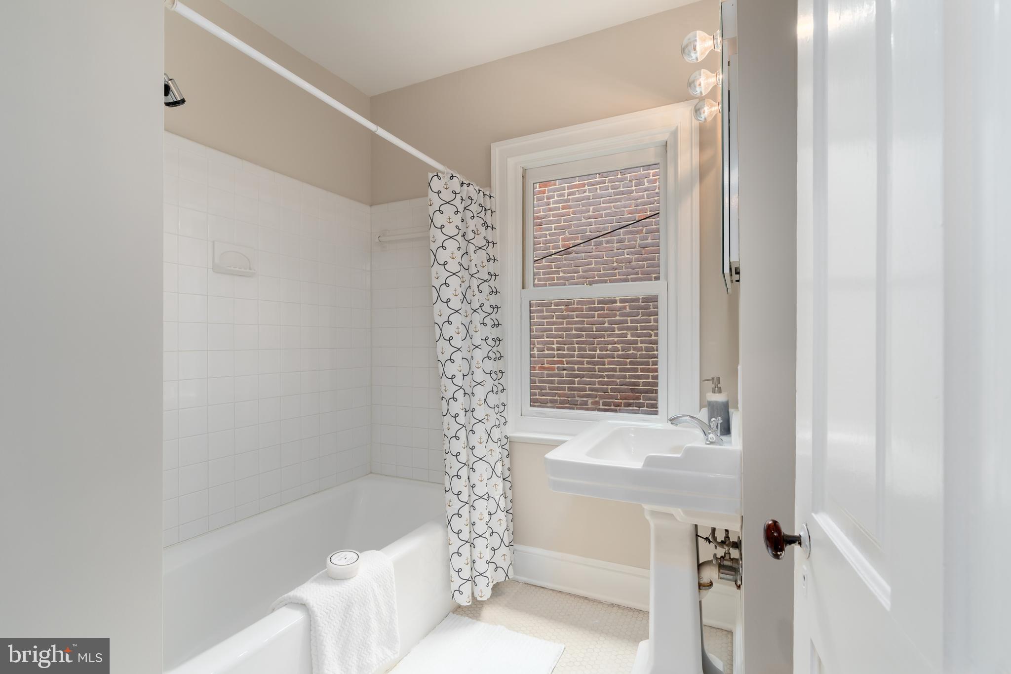 1451 Q Street Northwest Washington, DC 20009 - Photo 26 of 43 Hall Bath